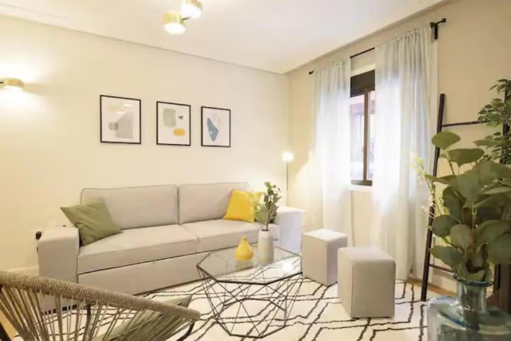 Guestready - Un Moderno Apartamento A Un Paso De La Plaza Mayor 마드리드 외부 사진